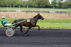 JacquesCormareche_202305_CoursesHippiques_20230501_019